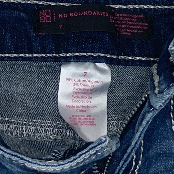 NO BOUNDARIES•SHORTS - Picture 4 of 6